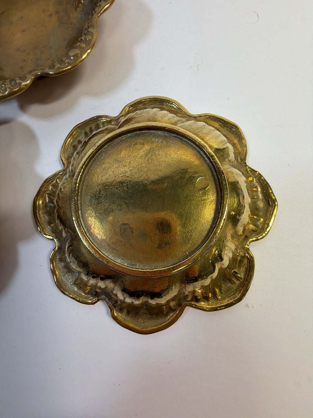 Set of 3 Vintage Brass Floral Petal Trinket Dishes - Picture 4 of 6